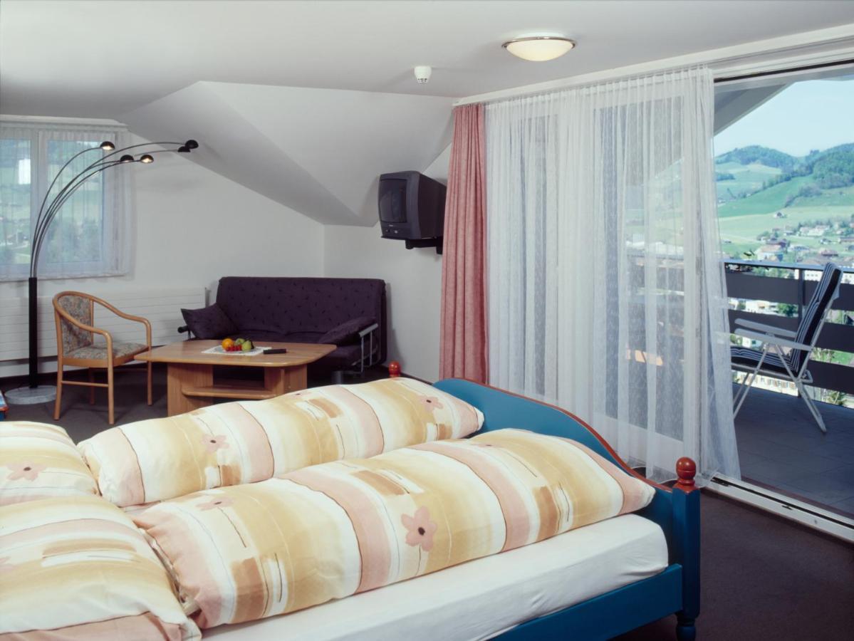 Panorama Hotel Freudenberg 아펜첼 외부 사진